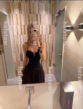 Full leaked Hefxtom private onlyfans photo