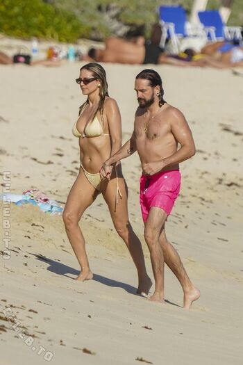 Full leaked Heidi klum  page private onlyfans photo