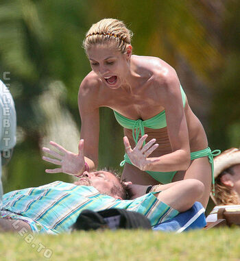 Full leaked Heidi klum  page private onlyfans photo