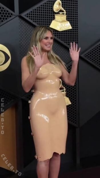 Full leaked Heidi klum  page private onlyfans photo