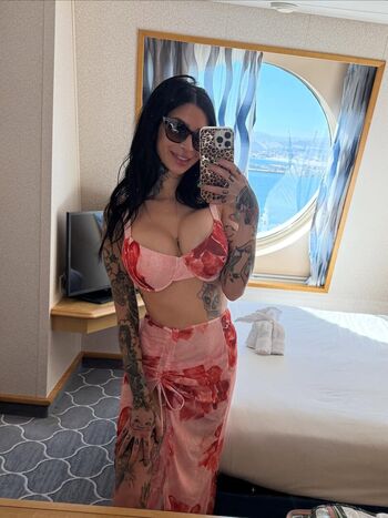 Full leaked Helen johnson private onlyfans photo