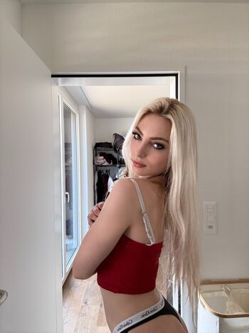 Full leaked Helenakingsoul private onlyfans photo