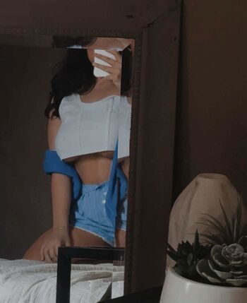 Full leaked Helloimtaratara page private onlyfans photo