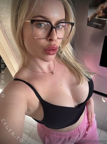 Full leaked Hellybunny private onlyfans photo