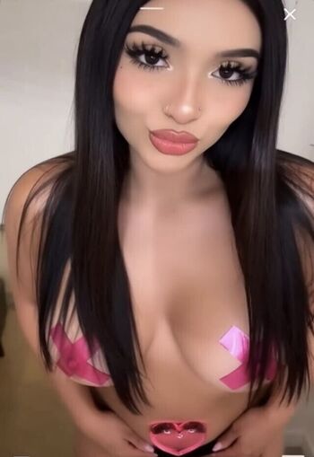 Full leaked Heluvaylenn  page private onlyfans photo