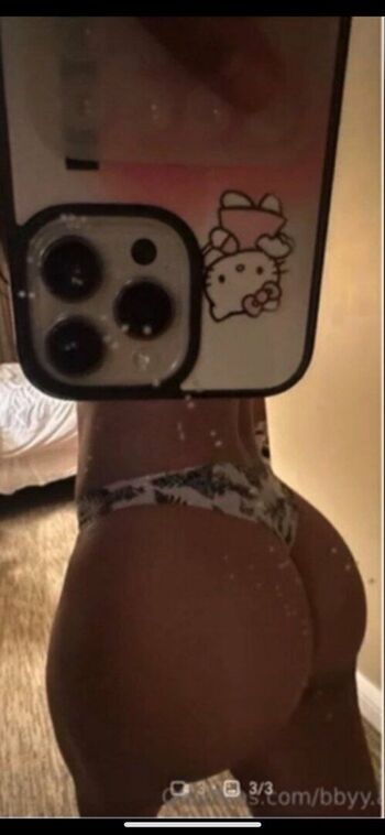 Full leaked Heluvaylenn  page private onlyfans photo