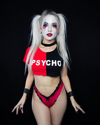 Full leaked Hendoart private onlyfans photo