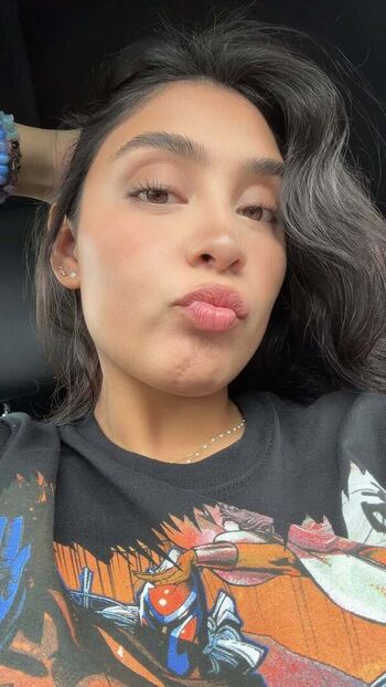 Full leaked Hermosainez page private onlyfans photo