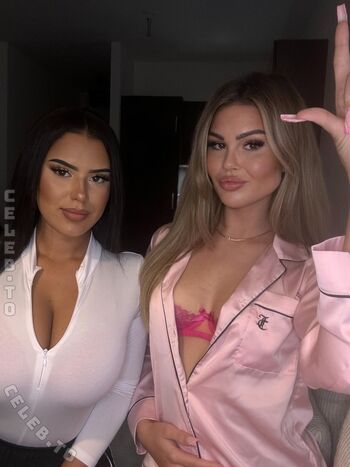 Full leaked Herrin bella page private onlyfans photo