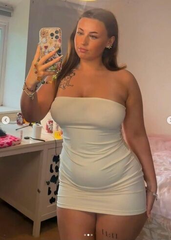 Full leaked Heytsjules private onlyfans photo