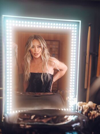 Full leaked Hilary duff private onlyfans photo
