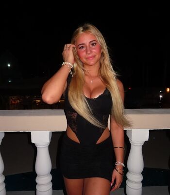 Full leaked Hippicam  page private onlyfans photo