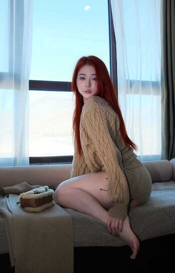 Full leaked Hitomi songyuxin page private onlyfans photo