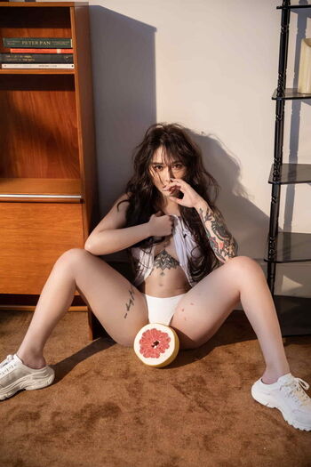 Full leaked Hitomi songyuxin private onlyfans photo