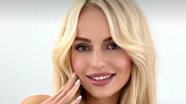 Full leaked Hiyaitsbri private onlyfans photo