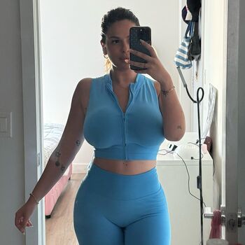 Full leaked Holasoythalia private onlyfans photo