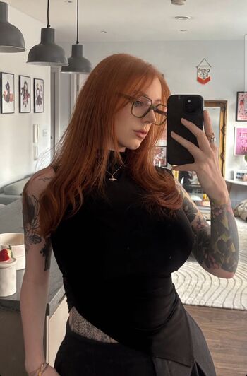 Full leaked Hollie rutter private onlyfans photo