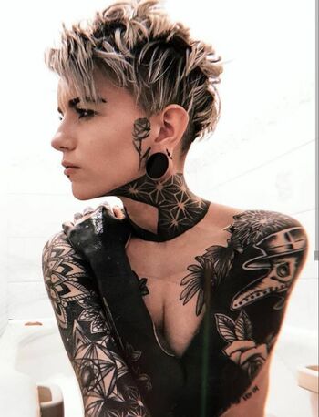 Full leaked Holly broome inked private onlyfans photo