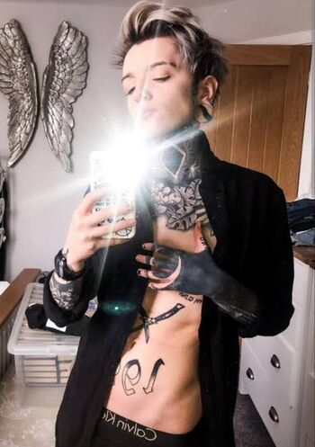 Full leaked Holly broome inked private onlyfans photo