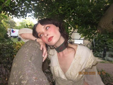 Full leaked Holly humberstone private onlyfans photo