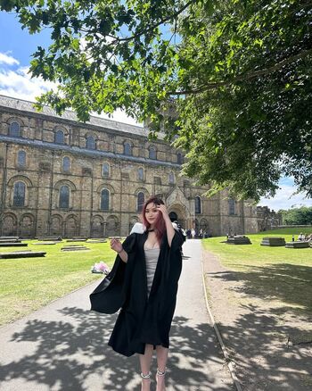 Full leaked Holly shu page private onlyfans photo