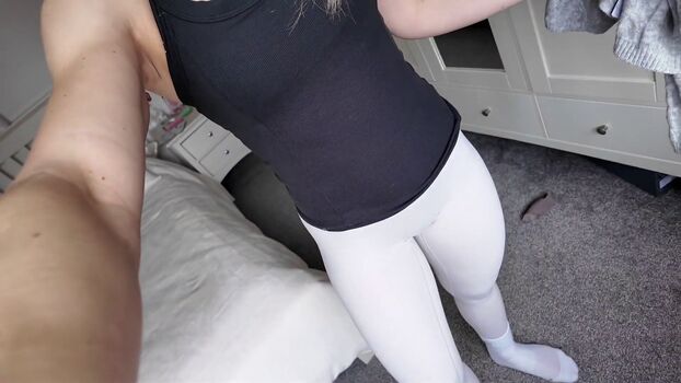 Full leaked Homemaking private onlyfans photo