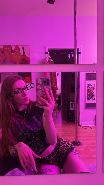 Full leaked Honey bubbless private onlyfans photo