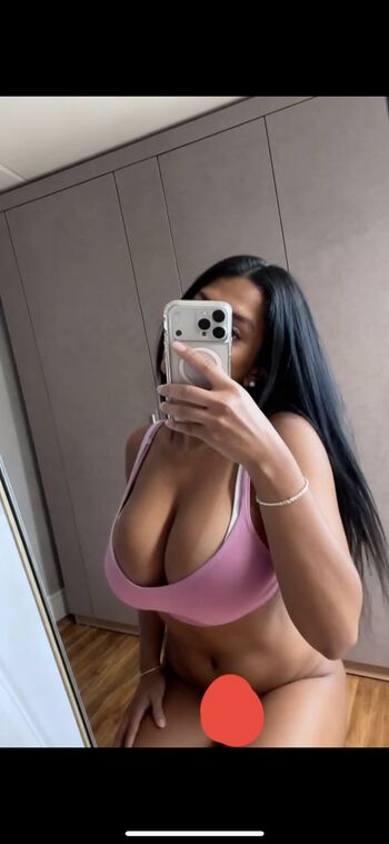 Full leaked Honeypot page private onlyfans photo