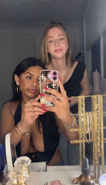 Full leaked Honeypot private onlyfans photo