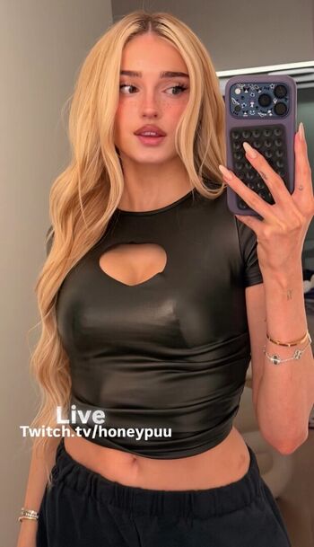Full leaked Honeypuu  page private onlyfans photo