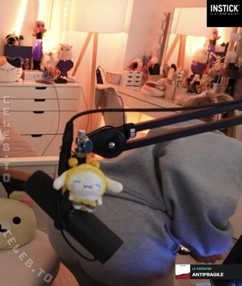 Full leaked Honeypuu private onlyfans photo