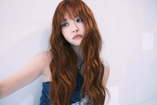Hong Eunchae 홍은채