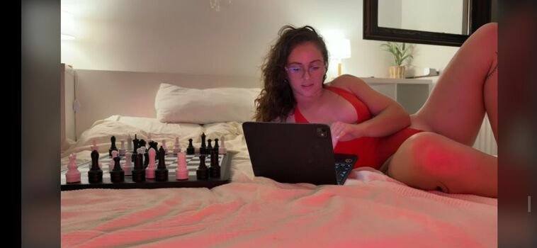 Full leaked Hoopsydaisy private onlyfans photo