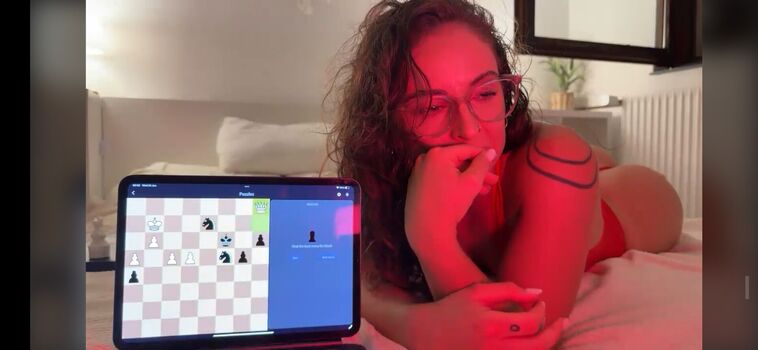 Full leaked Hoopsydaisy private onlyfans photo