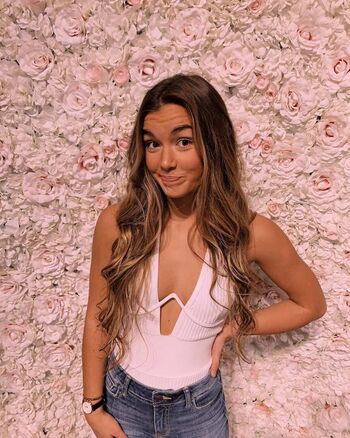 Full leaked Hopie schlenker page private onlyfans photo