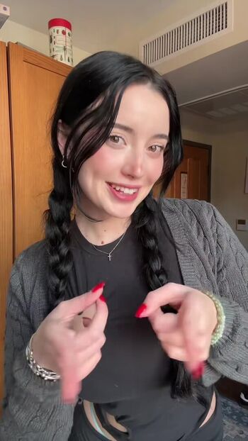 Full leaked Hotblockchain emily cocea cryptobaddie private onlyfans photo