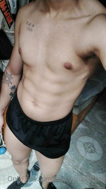Full leaked Hotcouplebtfree private onlyfans photo