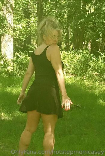Full leaked Hotstepmomcasey private onlyfans photo