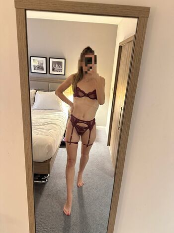 Full leaked Hotwifepoppy private onlyfans photo
