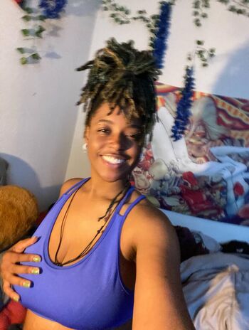 Full leaked Hunnybee alleh private onlyfans photo