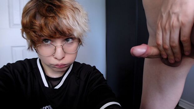 Full leaked Hunnypaint private onlyfans photo