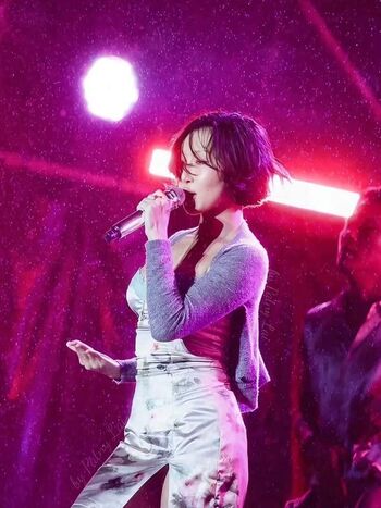 Full leaked Hwasa page private onlyfans photo