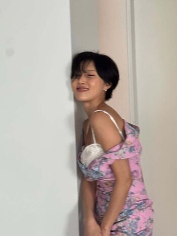 Full leaked Hwasa private onlyfans photo