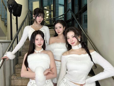 Full leaked Hwiseo private onlyfans photo