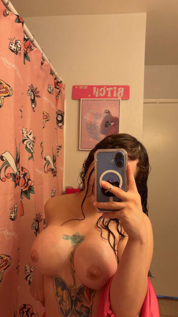 Full leaked Iampixxie private onlyfans photo
