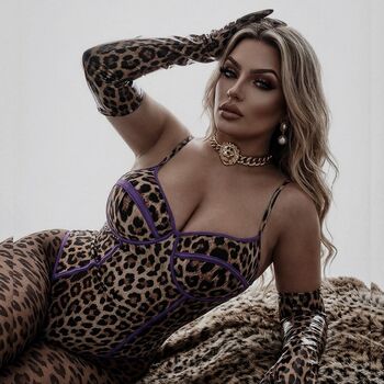 Full leaked Iamsamvela private onlyfans photo