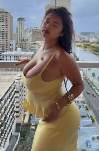 Full leaked Iheartsarita private onlyfans photo