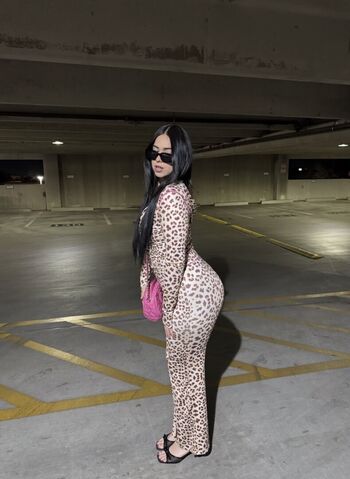 Full leaked Ihoop valerie private onlyfans photo