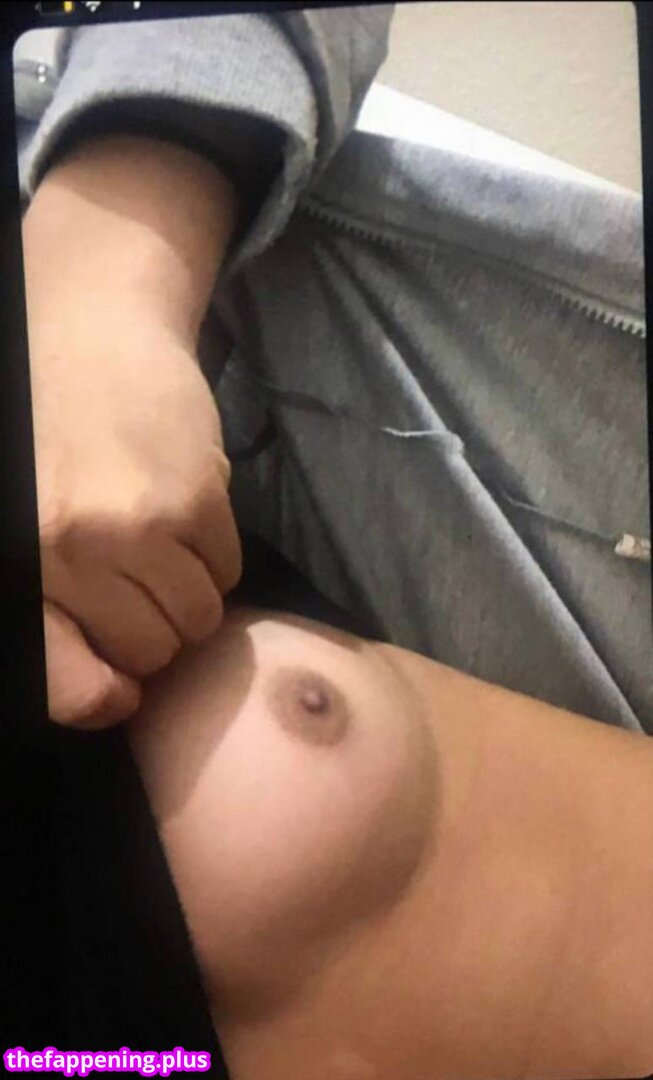 https: / iilostgabbii / illstgabbi Fotografie OnlyFans Dezbrăcată #2