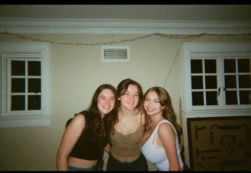 Full leaked Ilinamcqueen private onlyfans photo